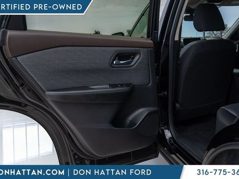 Used 2023 Nissan Rogue SV AWD/4WD image 22