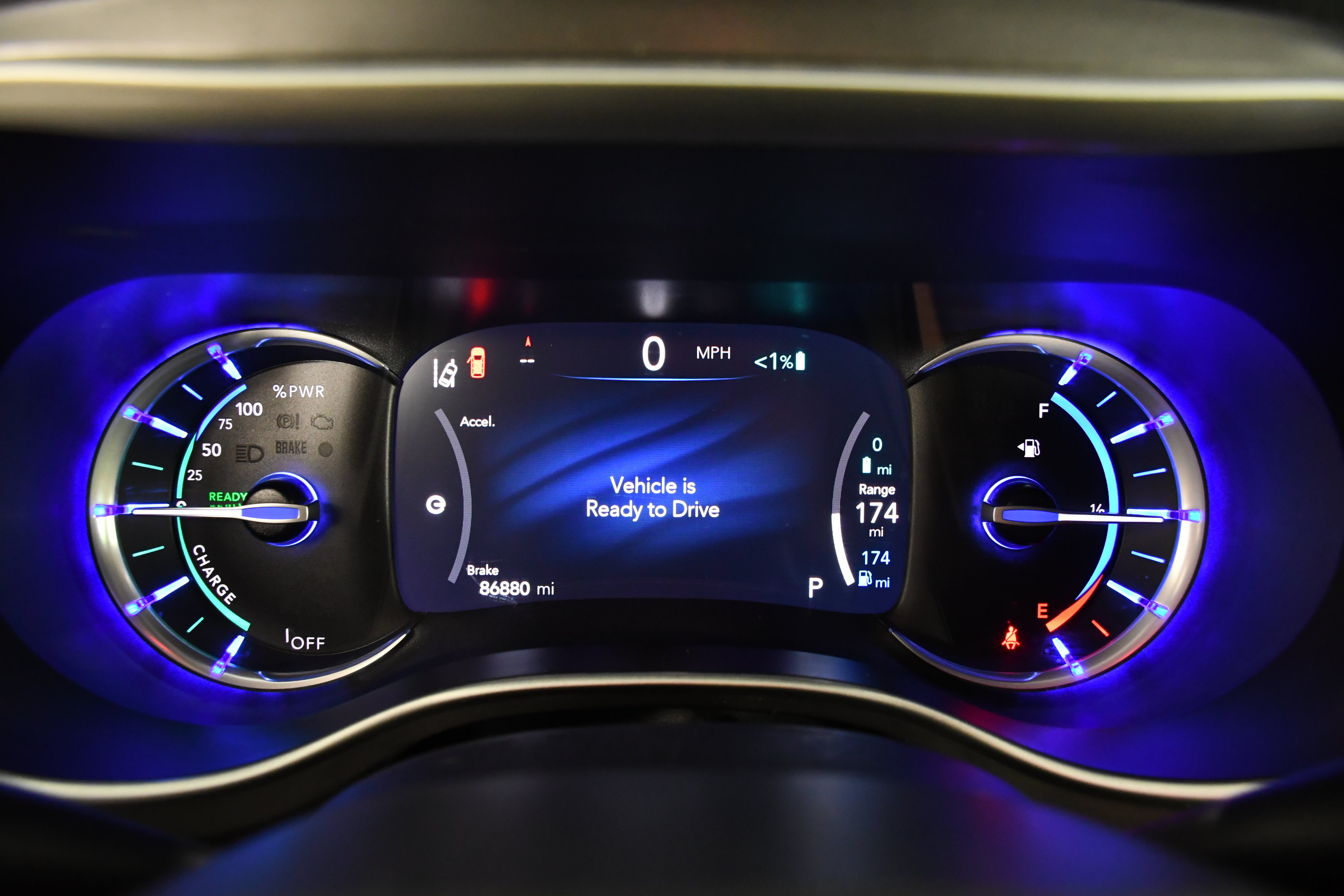Used 2023 Chrysler Pacifica Touring-L FWD image 18