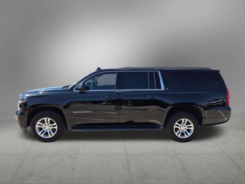 Used 2019 Chevrolet Suburban LT AWD/4WD image 3