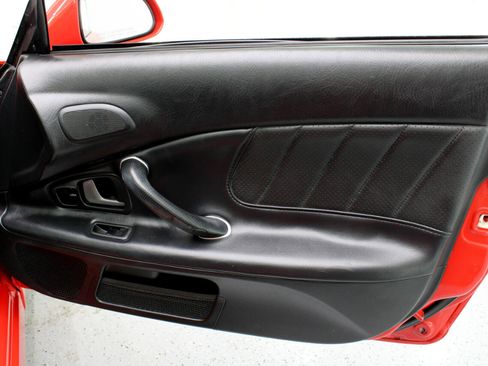 Used 2004 Honda S2000 image 52