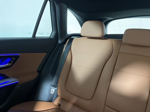 New 2026 Mercedes-Benz GLC 300 image 13