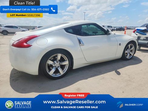 Used 2011 Nissan 370Z Coupe RWD image 4