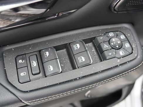 Used 2025 RAM 1500 Limited image 23