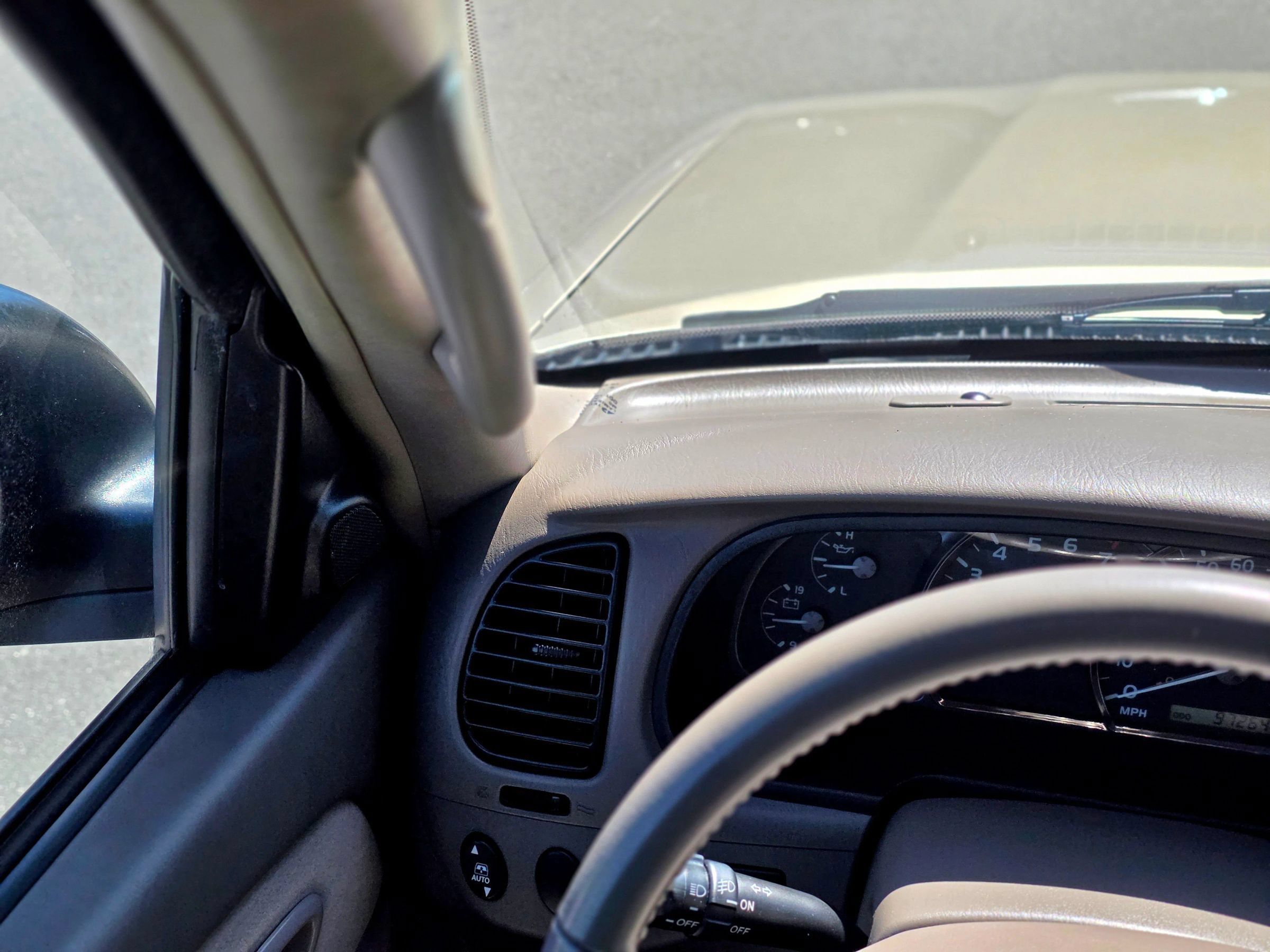 Used 2007 Toyota Sequoia SR5 AWD/4WD image 16