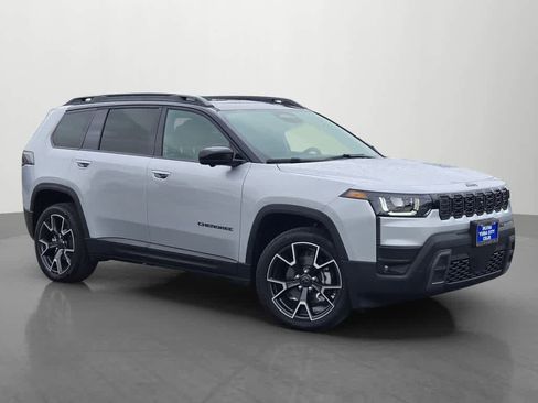 New 2026 Jeep Cherokee Overland image 7