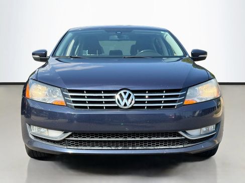 Used 2015 Volkswagen Passat TDI SEL Premium FWD image 3