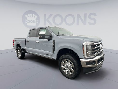 New 2025 Ford F350 Lariat w/ Lariat Ultimate Package image 10