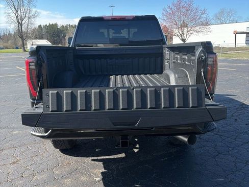 New 2026 GMC Sierra 2500 AT4 image 19