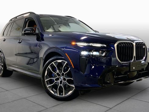 Used 2025 BMW X7 M60i AWD/4WD image 2