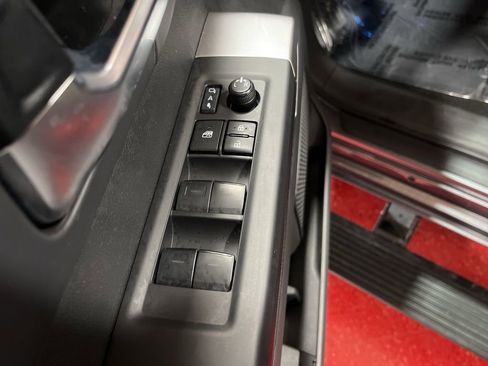 Used 2024 Toyota Tundra Platinum AWD/4WD image 12
