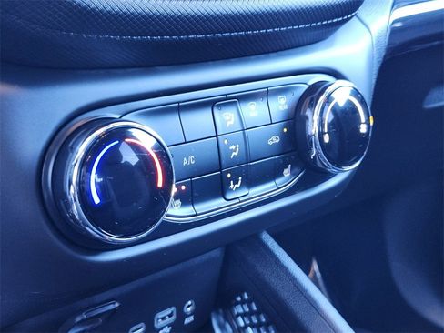 Used 2023 Chevrolet TrailBlazer LT image 17