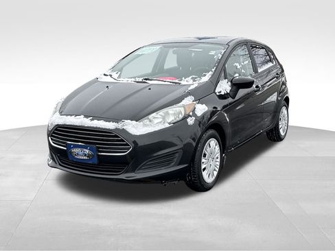 Used 2015 Ford Fiesta S image 2
