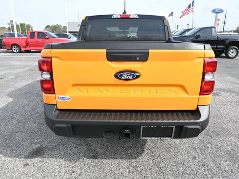 New 2026 Ford Maverick XLT w/ XLT Luxury Package image 4