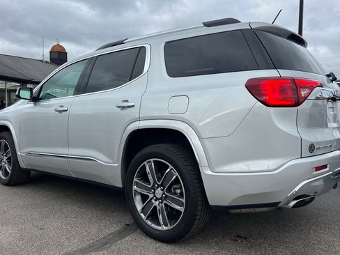 Used 2019 GMC Acadia Denali w/ Technology Package image 4