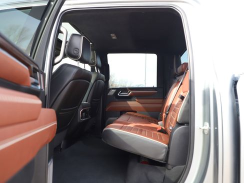 Used 2025 GMC Sierra 2500 Denali Ultimate AWD/4WD image 19