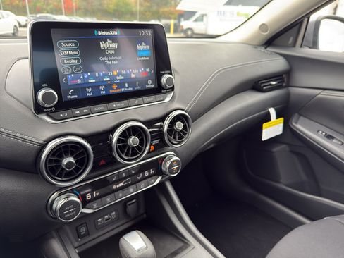 New 2025 Nissan Sentra SV image 20