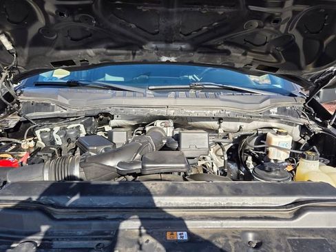 Used 2021 Ford F250 Lariat w/ Chrome Package image 22