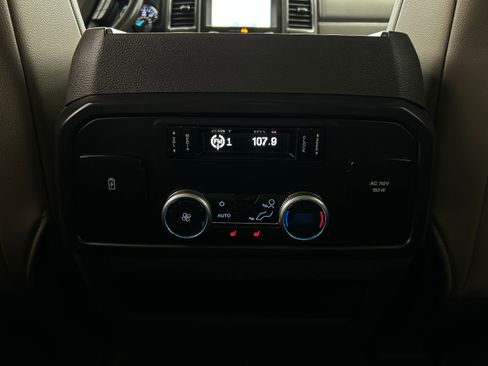 Used 2020 Ford Expedition Limited AWD/4WD image 28