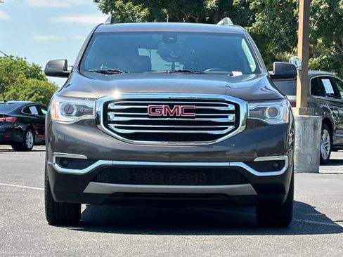Used 2019 GMC Acadia SLT w/ LPO, Cargo Package FWD image 10