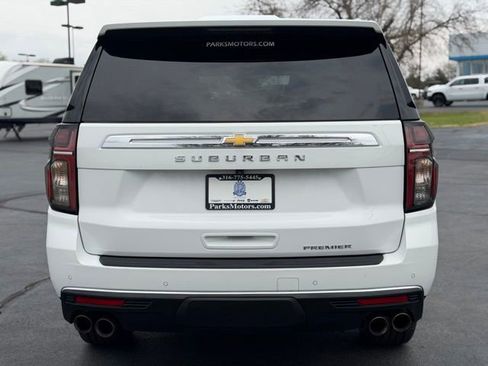 Used 2023 Chevrolet Suburban Premier AWD/4WD image 6