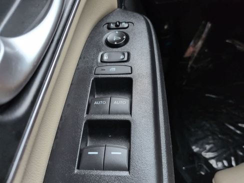 Used 2017 Honda CR-V EX-L image 23