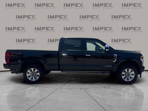 Used 2021 Ford F250 Platinum w/ FX4 Off-Road Package AWD/4WD image 5
