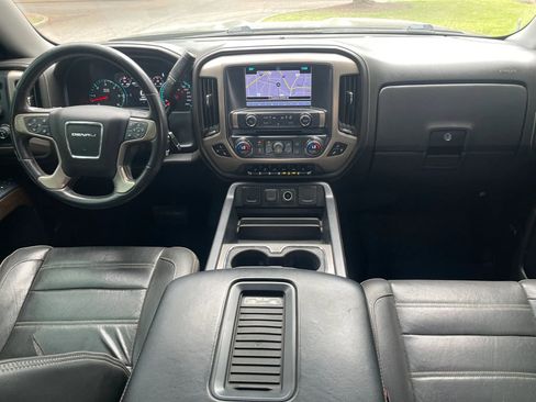 Used 2018 GMC Sierra 1500 Denali AWD/4WD image 15