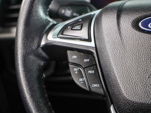 Used 2023 Ford Edge SEL AWD/4WD image 13
