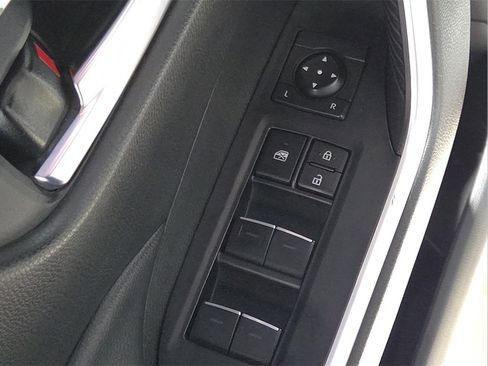 Certified 2024 Toyota RAV4 SE image 17