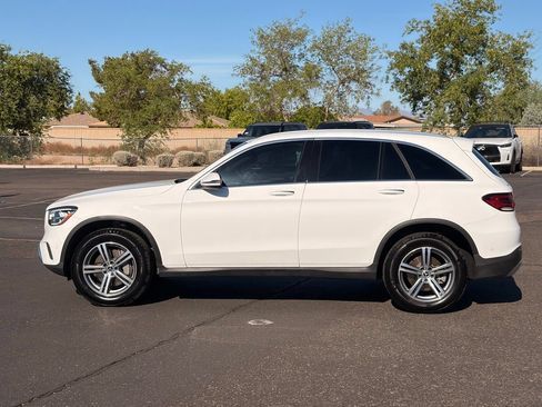 Used 2022 Mercedes-Benz GLC 300 image 3