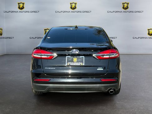 Used 2020 Ford Fusion SE FWD image 6
