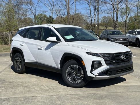 New 2026 Hyundai Tucson Blue SE w/ Tow & Go Package AWD/4WD image 1