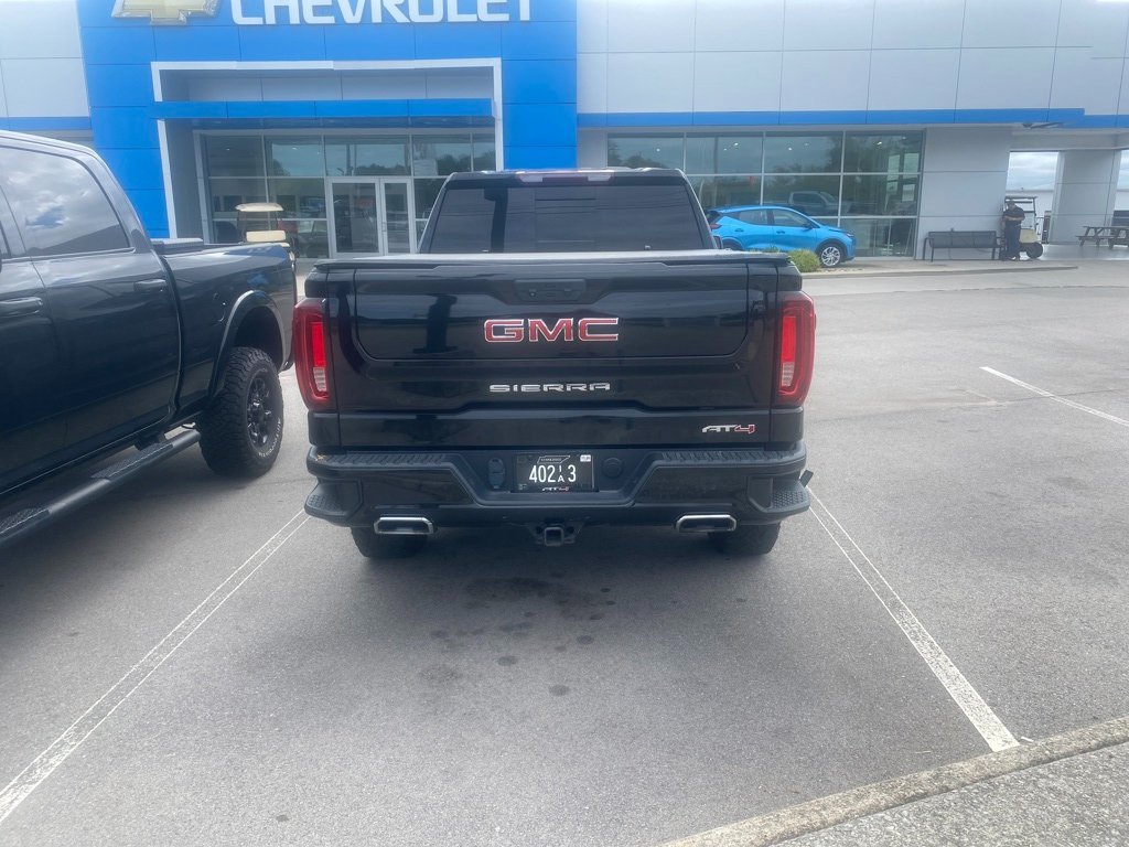 Used 2022 GMC Sierra 1500 AT4 w/ AT4 Preferred Package AWD/4WD image 5
