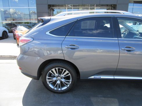 Used 2014 Lexus RX 450h AWD image 10