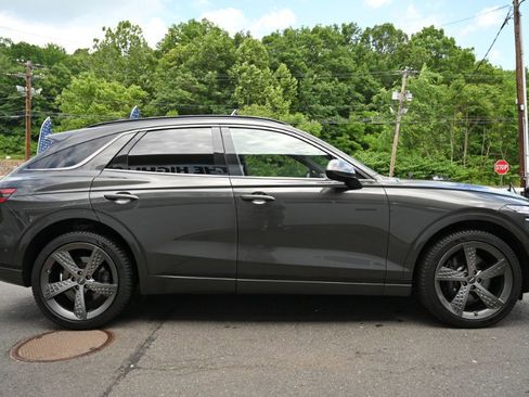 Used 2023 Genesis GV70 2.5T w/ Sport Prestige Package AWD/4WD image 8