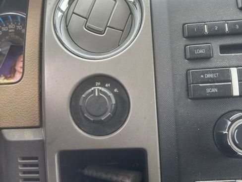 Used 2011 Ford F150 XLT w/ XLT Chrome Pkg image 13