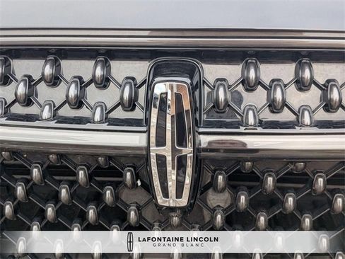 Certified 2024 Lincoln Nautilus Premier w/ Equipment Group 102A image 9