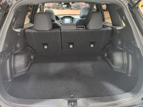 Used 2025 Subaru Forester Premium AWD/4WD image 13