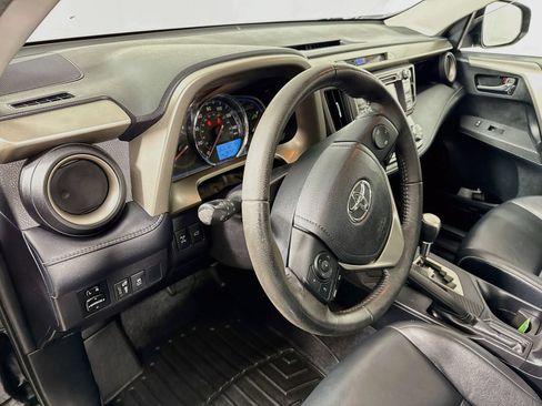 Used 2015 Toyota RAV4 Limited AWD/4WD image 9