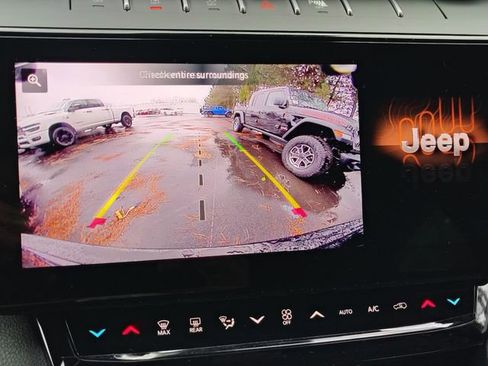 New 2026 Jeep Grand Cherokee Altitude AWD/4WD image 21