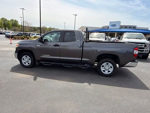 Used 2015 Toyota Tundra SR5 w/ SR5 Upgrade Package image 11