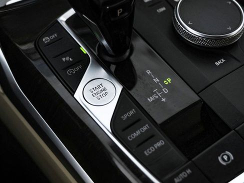 Used 2020 BMW 330i Sedan w/ Convenience Package image 20