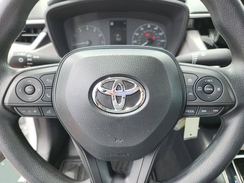 Used 2024 Toyota Corolla LE FWD image 35