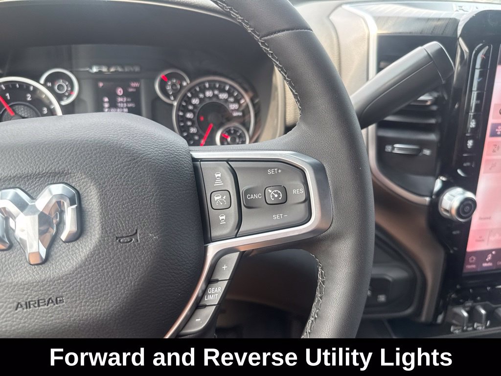 New 2026 RAM 3500 Big Horn AWD/4WD image 34