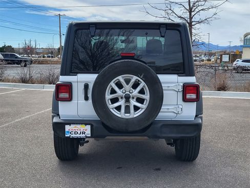 Used 2023 Jeep Wrangler Sport S image 6