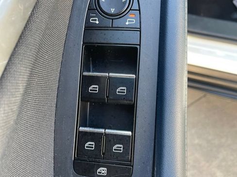 Used 2020 MAZDA CX-30 FWD image 16