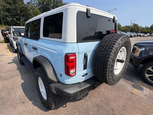 Used 2025 Ford Bronco Heritage Edition AWD/4WD image 3