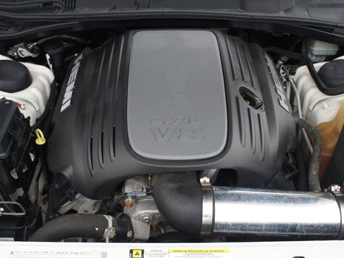 Used 2010 Dodge Challenger R/T image 24