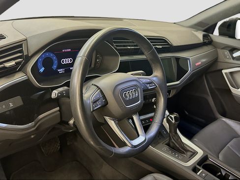 Used 2021 Audi Q3 2.0T Premium Plus w/ Premium Plus Package AWD/4WD image 18