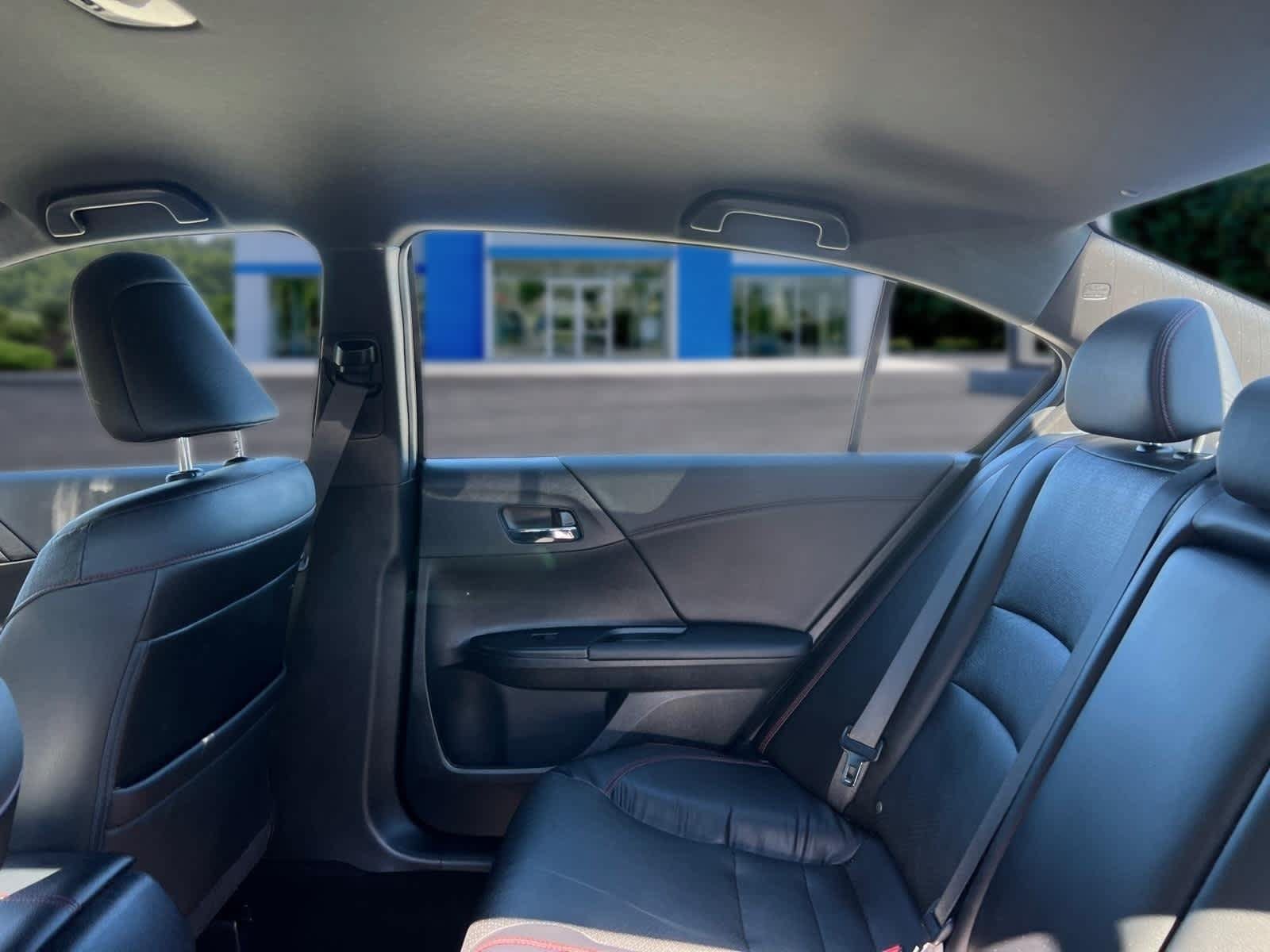 Used 2017 Honda Accord Sport Special Edition image 24
